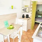 Colombier Apartment *