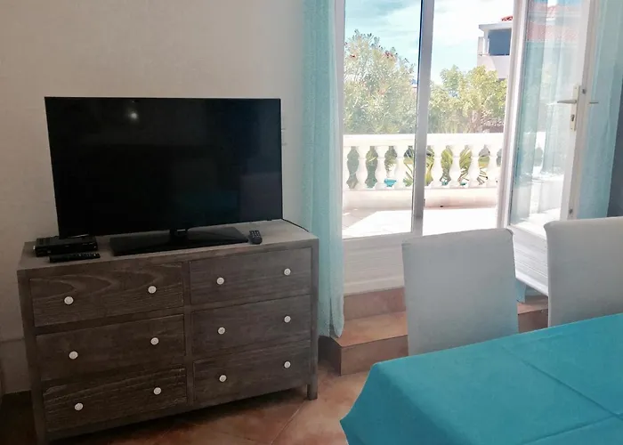 Colombier Apartman *