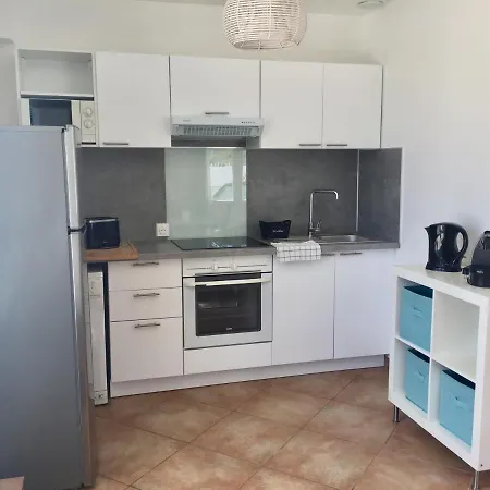 Colombier Apartment