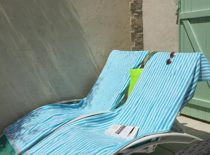 Colombier アパート